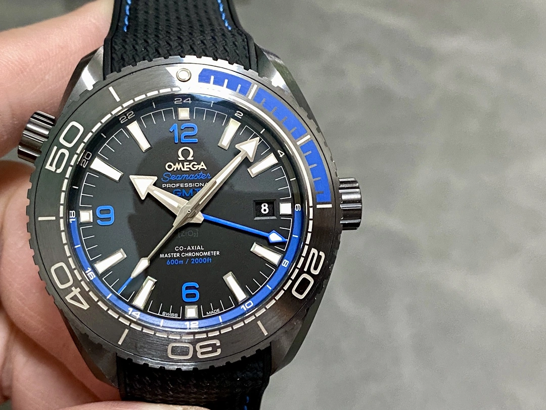 CBD Factory Omega Seamaster Planet Ocean 600M GMT “Deep Black” Blue Ceramic (215.92.46.22.01.002) 1:1 Super Clone – DD8906 Movement Minimalist 299